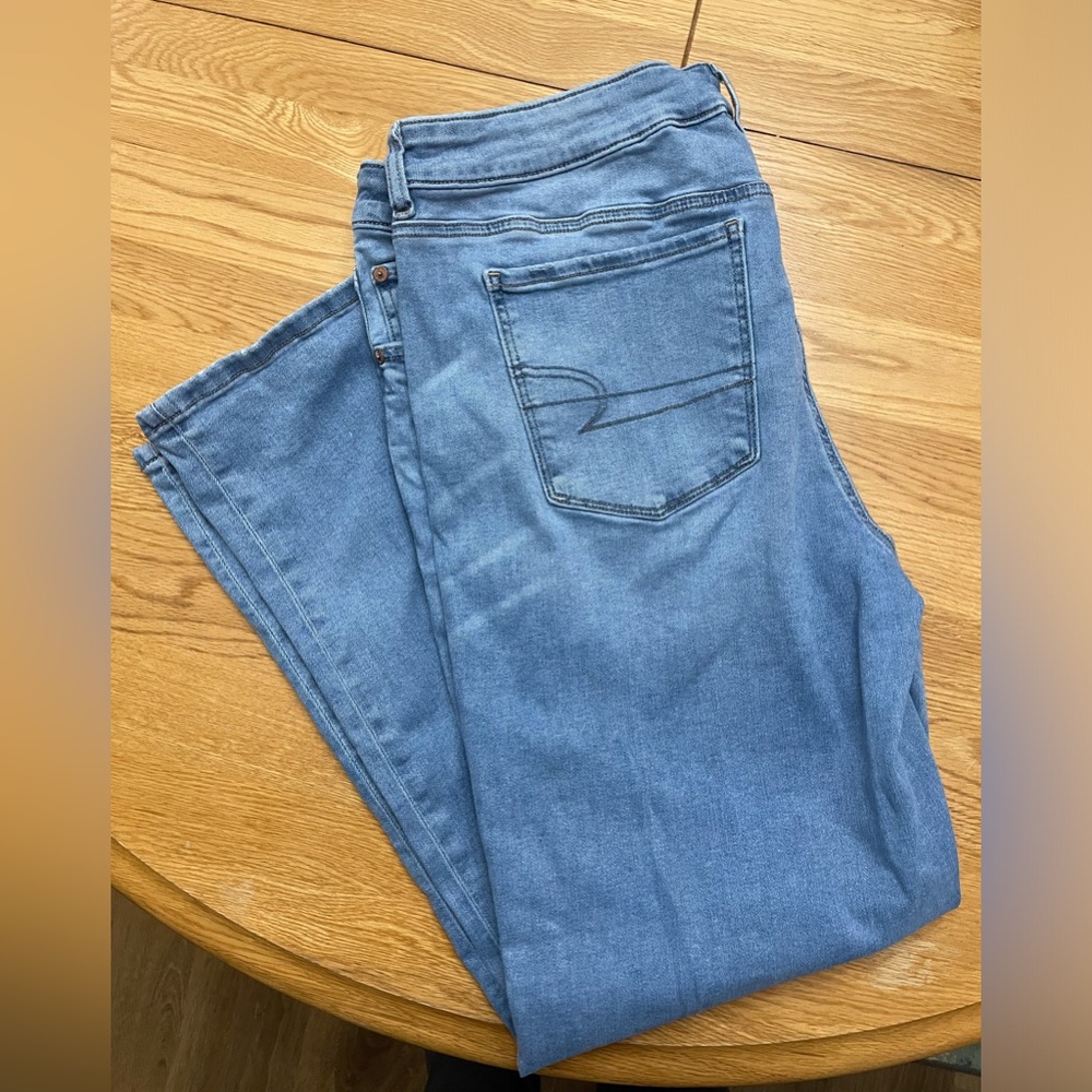 Light Wash Favorite Boyfriend AE Jean 18 Short